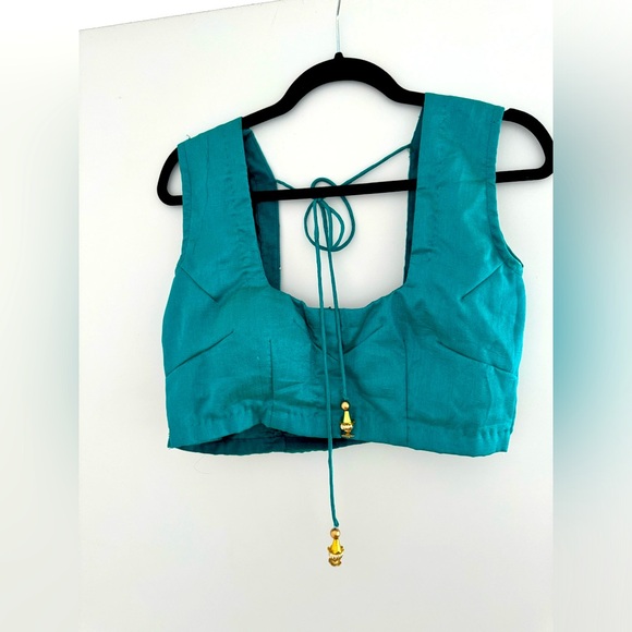 Hand Embroidered Sari (Saree) worn for Indian wedding - Picture 8 of 8